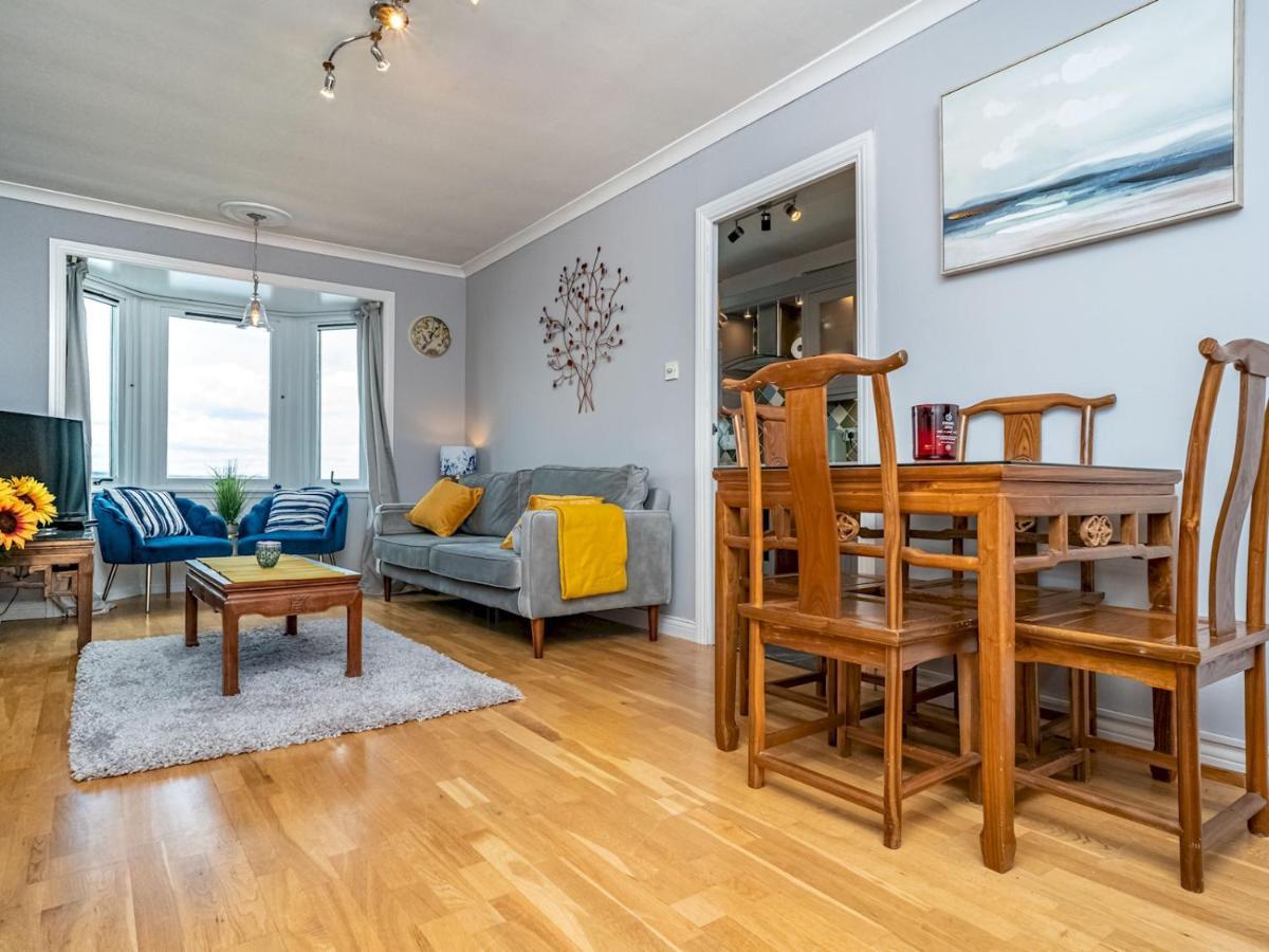 Pass The Keys Stunning Flat With Sea View And Parking Apartment Edinburgh Bagian luar foto
